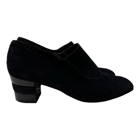 Vintage Salvatore Ferragamo Black Suede Heels – Made in Italy, Size 8 - Picture 1 of 6